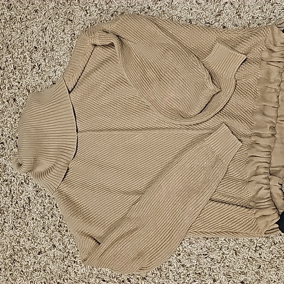 BCBGeneration turtle neck sweater - Picture 1 of 2
